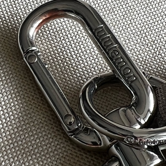 Lululemon Beige Wristlet Pouch + Never Lost Keychain Strap - Picture 9 of 12